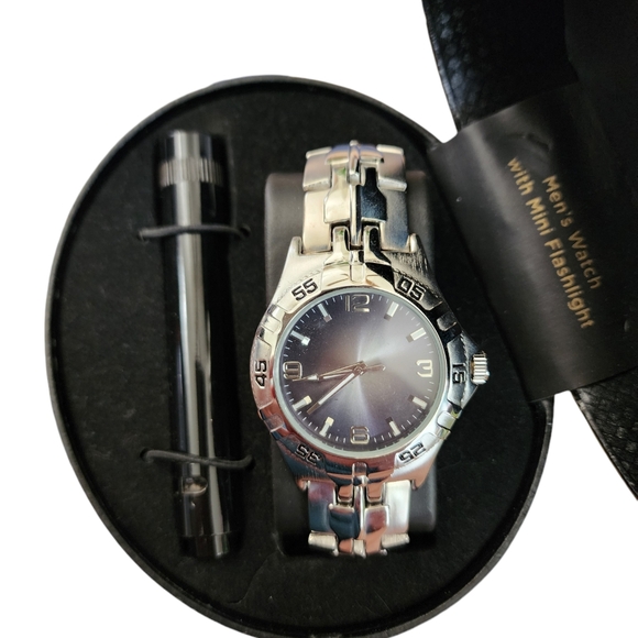 Allude Watch Round Face Silver Toned Stainless Steel Band Elegant - Picture 2 of 5